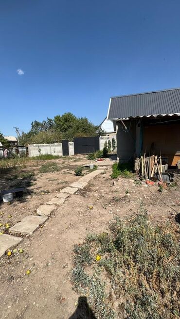 прадайте орашайми земля: Дача, 15 м², 1 комната, Агентство недвижимости, Старый ремонт