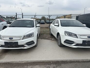 продаю связи с переездом: Geely : 2019 г., Электромобиль, Седан