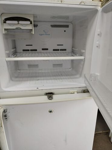 Çəngəllər: İşlənmiş 2 qapılı Samsung Soyuducu Satılır, rəng - Ağ, Dolab içi