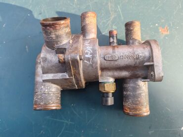Auto delovi: Termostat sa kucistem i termodavacem Lada 112. Polovno, ocuvano — 12