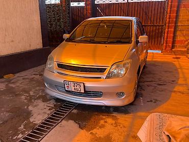 e klass: Toyota Ist: 2003 г., 1.5 л, Автомат, Бензин, Седан — 2