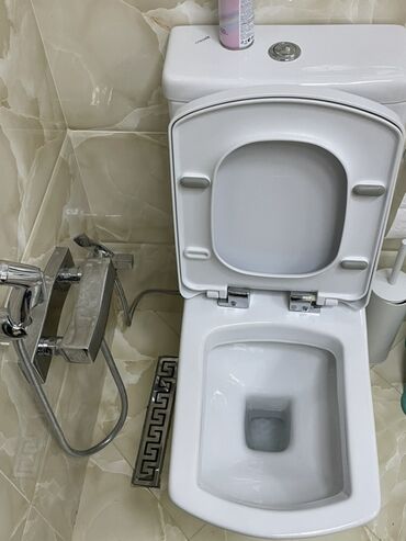 гармошка для унитаза: WC-komplekt - Model: quraşdırma üçün yerüstü rezervuarlı, düyməli