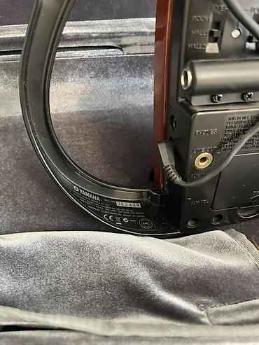 elektron skripka: Yamaha sv 120 elektrik skripkası, orjinal
Yapon istehsalı — 7