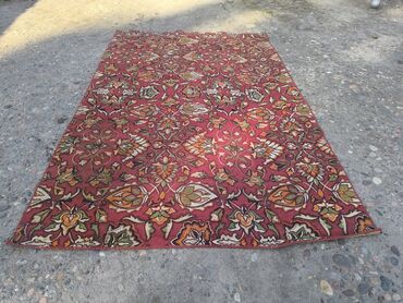 ковры для зала: Ковер Б/у, 300 * 200
