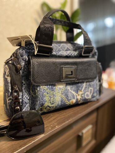 Классические сумки: Levi’s - Бренд. Сумка джинсовая новая . Модель ?г . Красота — 2