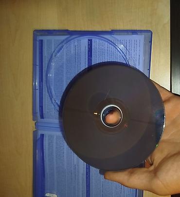 sony dvd: Uncharted 4 diski üstündə bir dənə cızığ var amma heç bir problem — 3