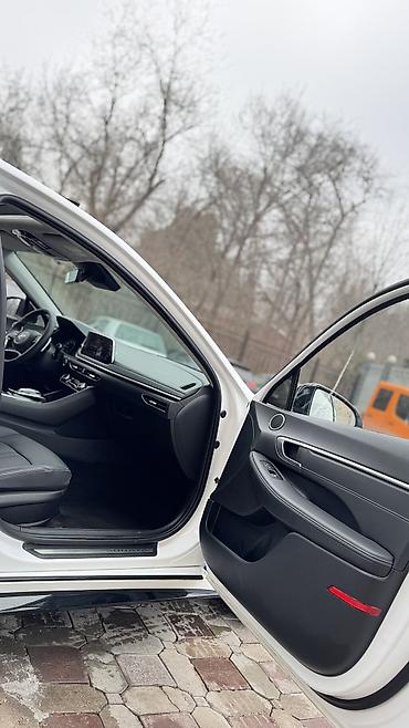 Hyundai: Hyundai Sonata: 2022 г., 2 л, Автомат, Газ, Седан — 15