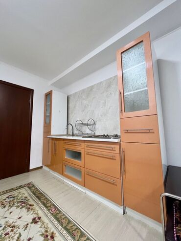 Продажа домов: Коттедж, 220 м², 9 комнат, Собственник — 7