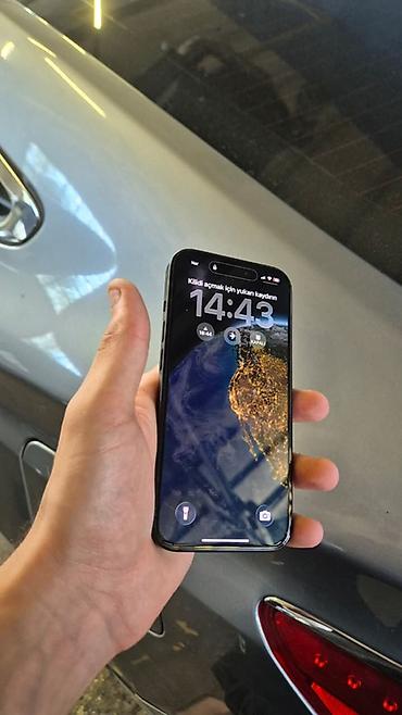 iphone 17 air: IPhone 15, 128 GB, Qara, Face ID — 3