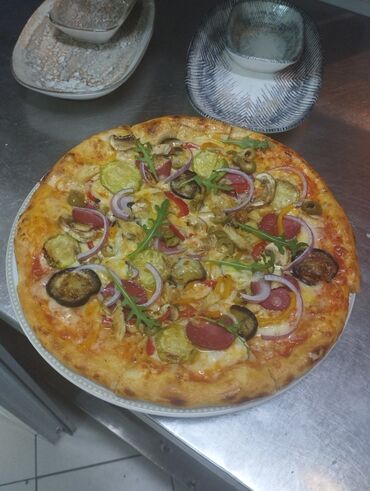 Aşpazlar: Pizza ustası, 25 il, 6 ildən artıq təcrübə — 12