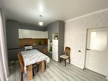 Продажа коттеджей и домов: 4 комнаты, 144 м², 4 соток, Бишкек, Оскон-ордо ж/м Агентство недвижимости — 2