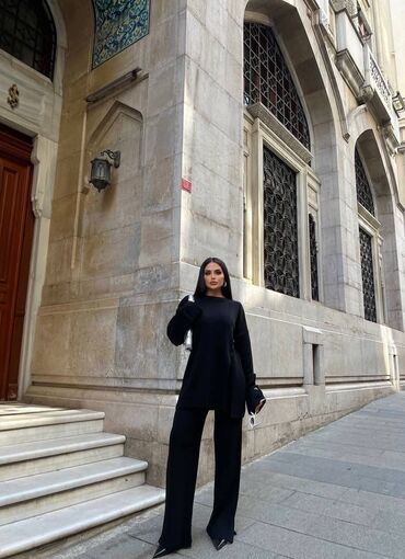 Kompleti: Trikotažni Komplet ✨
Vel : ( UNIVERZALNA ) 🔥
Cena : 3500 din 🔝 — 8