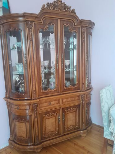 Комоды: Qorka satilir Qiymet 70 manata Unvan kənd binəqədi 9675 S