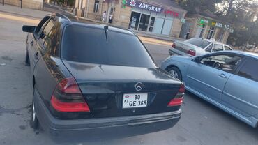 запчасти на гольф 2: Mercedes-Benz 200: 2 l | 1996 il Sedan