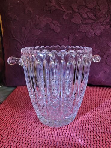 Kuhinjski setovi: Kibla nova za led,kristal,led kristal Zajecar. rucni rad. iz 70ih — 3