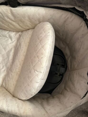 Modullu arabalar: Uşaq arabası – qatlanan, yığcam və möhkəm konstruksiyalı. - Rəng — 24