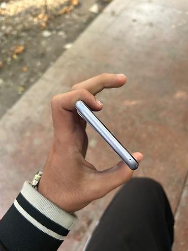 Apple iPhone: IPhone 11, Deep Purple, Face ID — 6