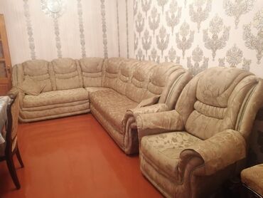 işləmiş divanlar: İşlənmiş, Künc divan