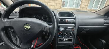 Opel: Opel Astra: 1.8 l | 1999 il 285600 km Universal — 10