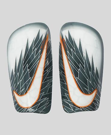 футболисты: Футбольные щитки Nike - Тип: накладные щитки для голени - Назначение — 1