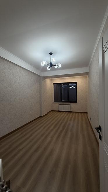 3 кв асанбай: Аренда офисов, 100 м², В жилом комплексе, С отдельным сан узлом — 8