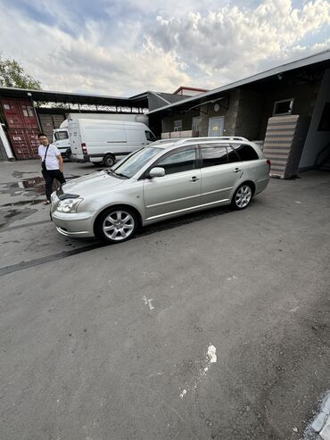 Toyota: Toyota Avensis: 2003 г., 2 л, Автомат, Бензин, Универсал