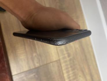 Apple iPhone: IPhone 11, Б/у, 128 ГБ, Черный, Чехол, 97 % — 11