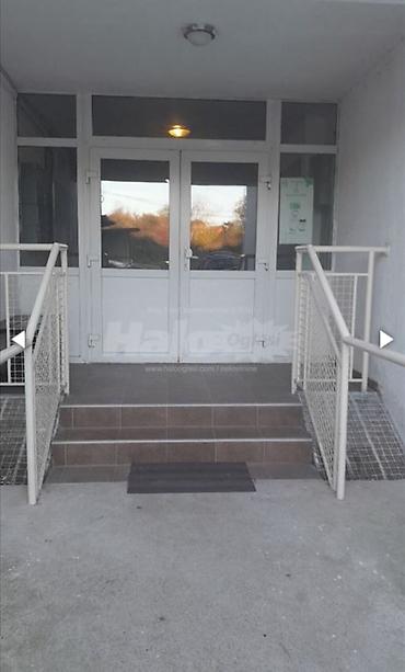 Stan na dan: Namešten stan sa terasom. - Prostrana dnevna soba sa francuskim — 9