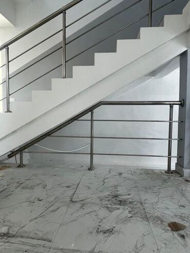 реставрация лестницы: Перила из нержавеющей стали