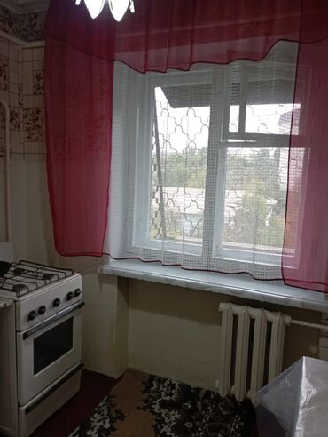 продаю квартиру по карла маркса: 1 комната, 32 м², Индивидуалка, 5 этаж, Косметический ремонт