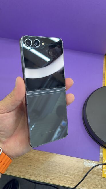 Samsung: Samsung Galaxy Z Flip 5, Б/у, 256 ГБ — 8