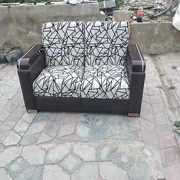 salon divanları: Divan, İşlənmiş, Bazalı, Çatdırılma yoxdur — 1