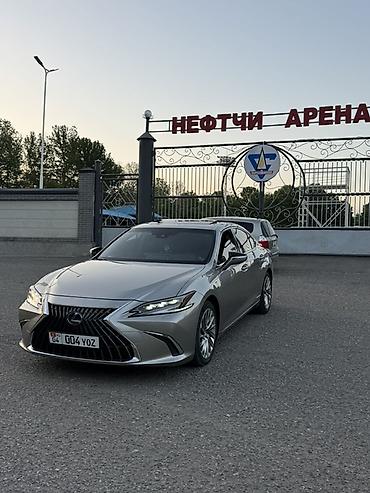 Lexus: Lexus ES: 2022 г., 2.5 л, Вариатор, Бензин, Седан — 1