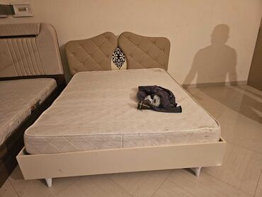 Çarpayılar: Təknəfərlik çarpayı, Bazasız, Matras ilə, Siyirməsiz