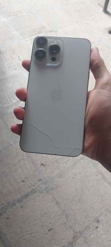 Apple iPhone: IPhone 11 Pro Max, 64 GB, Ağ, Qırıq, Simsiz şarj