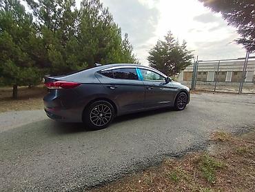 Hyundai: Hyundai Avante: 1.6 l | 2016 il Sedan — 5