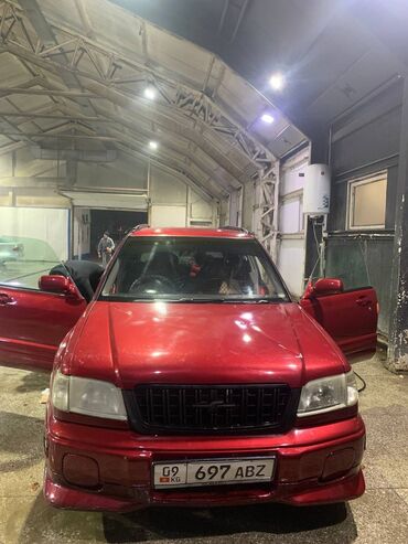 Subaru: Subaru Forester: 2000 г., 2 л, Автомат, Бензин, Седан