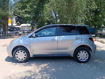 Toyota Ist: 2003 г., 1.5 л, Автомат, Бензин, Хэтчбэк