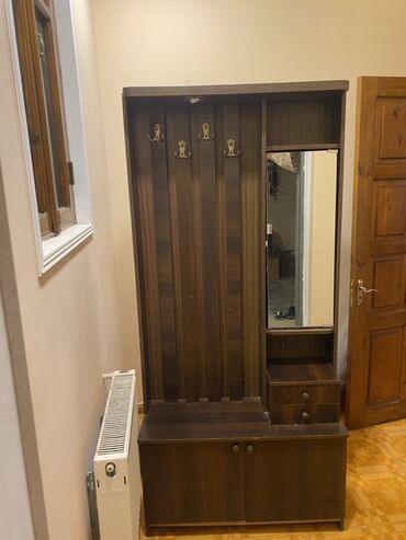 Açılan, 2 qapılı Düz dolab, Dəhliz dolabı