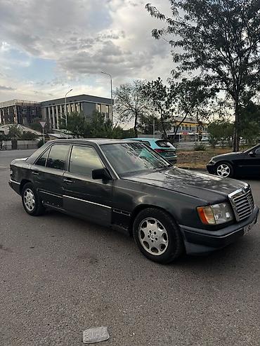 bye e5: Mercedes-Benz W124: 1992 г., 2 л, Механика, Бензин, Седан — 9