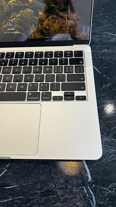 Ноутбуки Apple (MacBook): Для учебы, Б/у, Apple M2, ОЗУ, RAM: 8 ГБ — 4