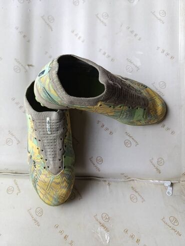 казаки обувь: Продаю Aur zoom сараканожка за 1000 сом,размер 39