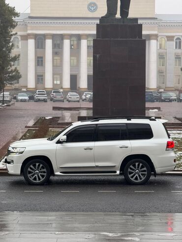 Toyota: Toyota Land Cruiser: 2017 г., 4.6 л, Автомат, Бензин, Внедорожник — 5