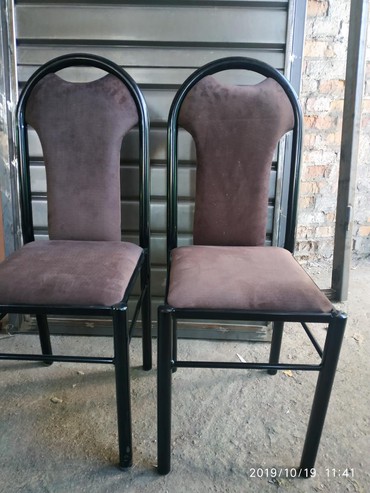 Комплекты столов и стульев: Стулья, стулья, стулья