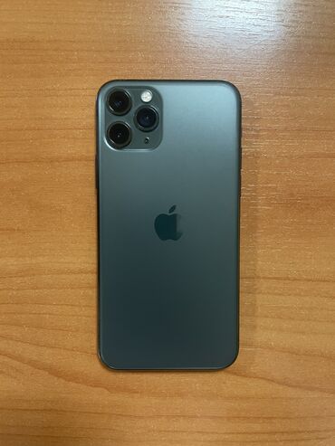 Apple iPhone: IPhone 11 Pro, Б/у, 64 ГБ, Matte Midnight Green, Чехол, 82 %