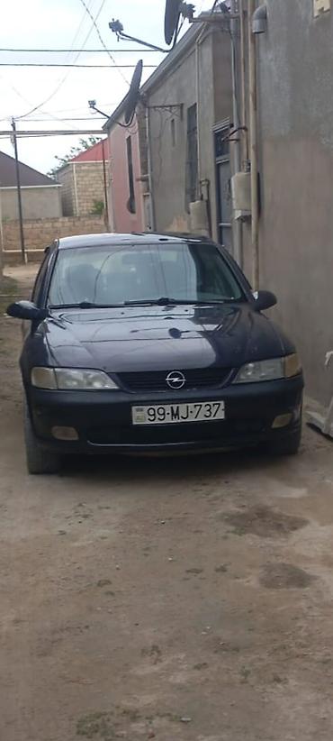 man sat: Opel Vectra: 2 l | 1996 il 231000 km Sedan — 1