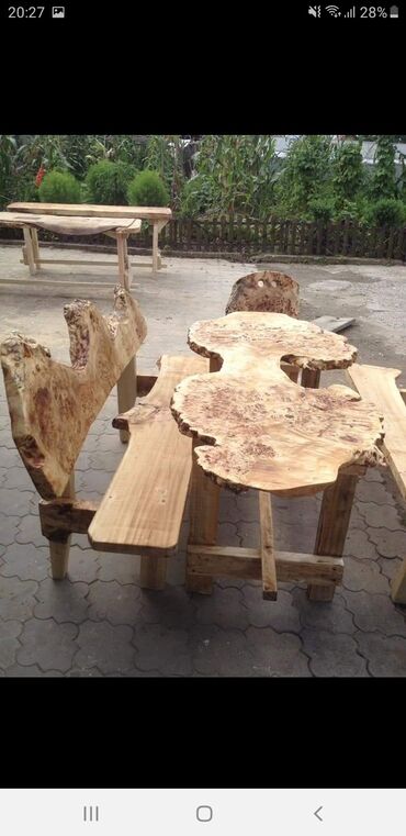 39 oglasa | lalafo.rs: Drveni stolovi i stolice