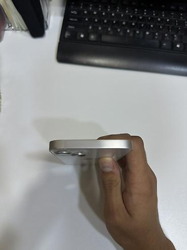 iphone xs barter: IPhone 13, Gümüşü, Simsiz şarj — 4