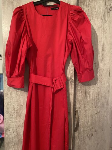 вечернее платье изумрудный цвет: Кече көйнөгү, Узун модель, Жеңдери менен, M (EU 38)