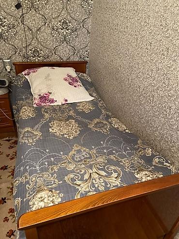 loft mebel: Односпальная деревянная кровать классического дизайна — 1